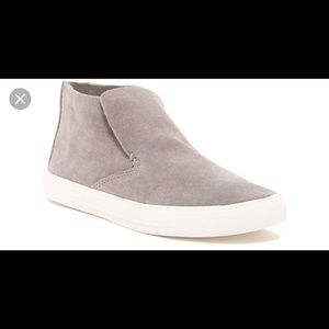 Dolce Vita Grey suede sneakers